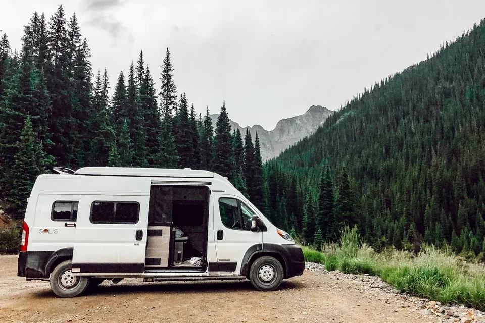 Winnebago Solis 59p - Class B