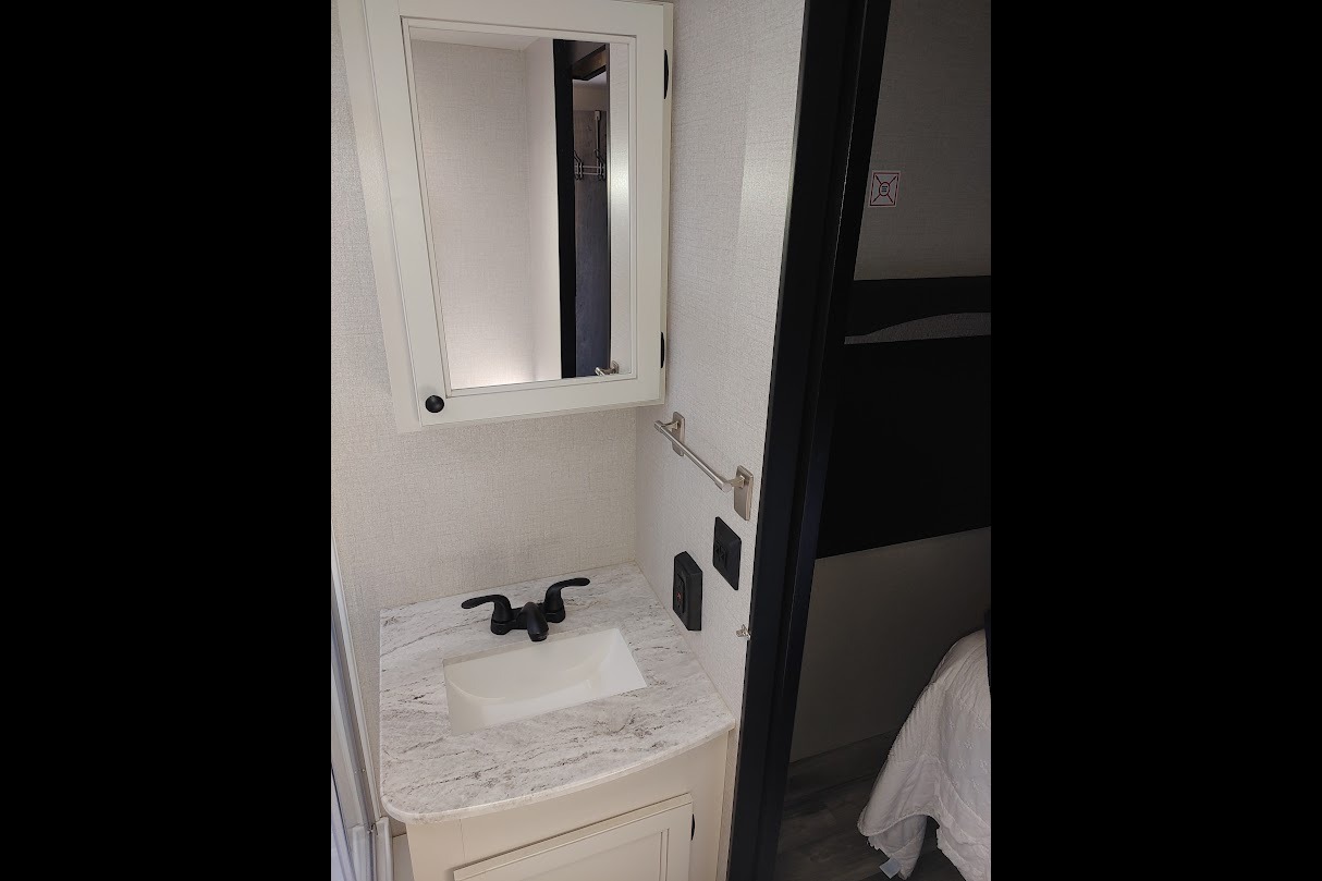 Mark's Open Range 242RL Travel Trailer