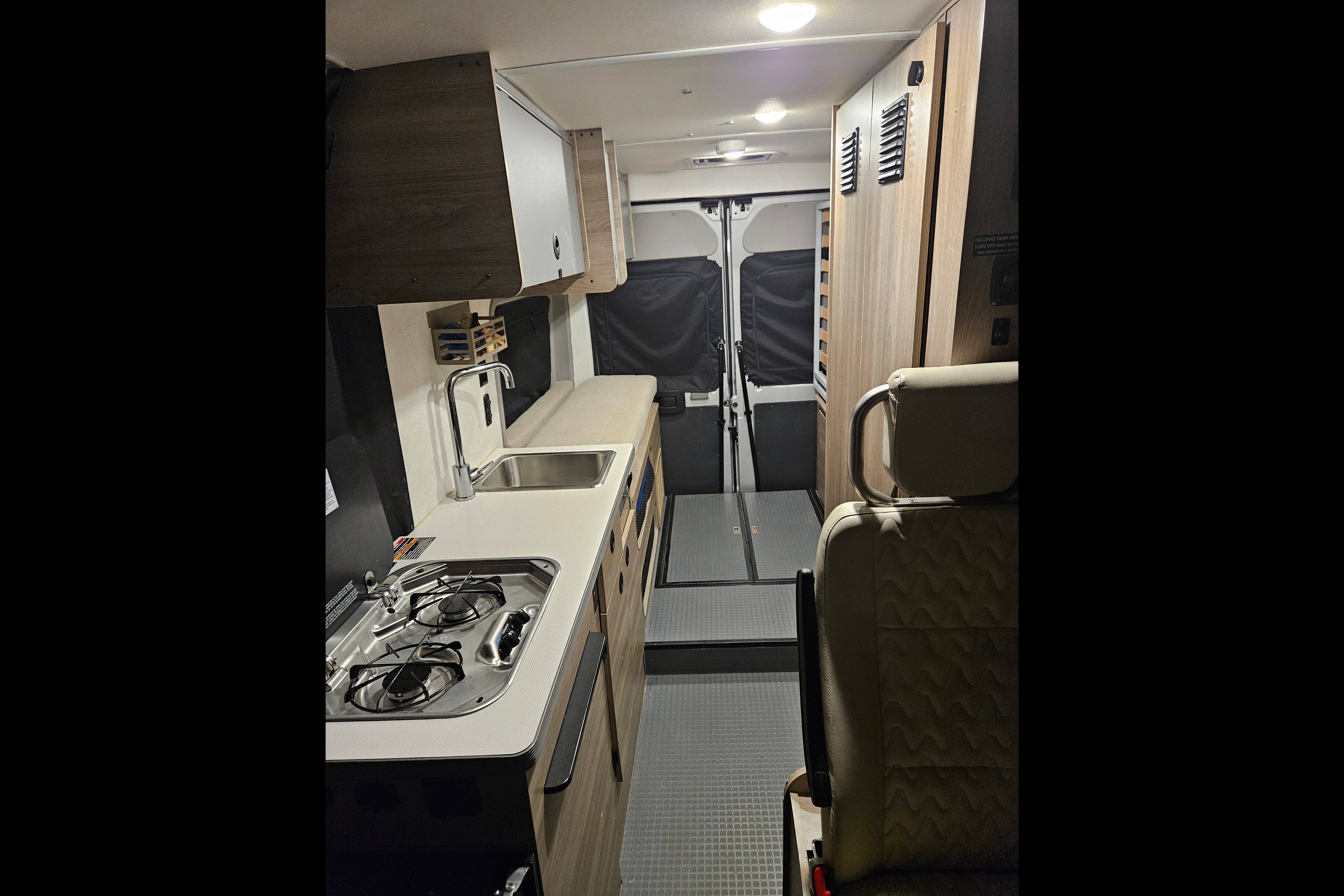 City Escapes Adventure Van - '22 Winnebago Solis 59P