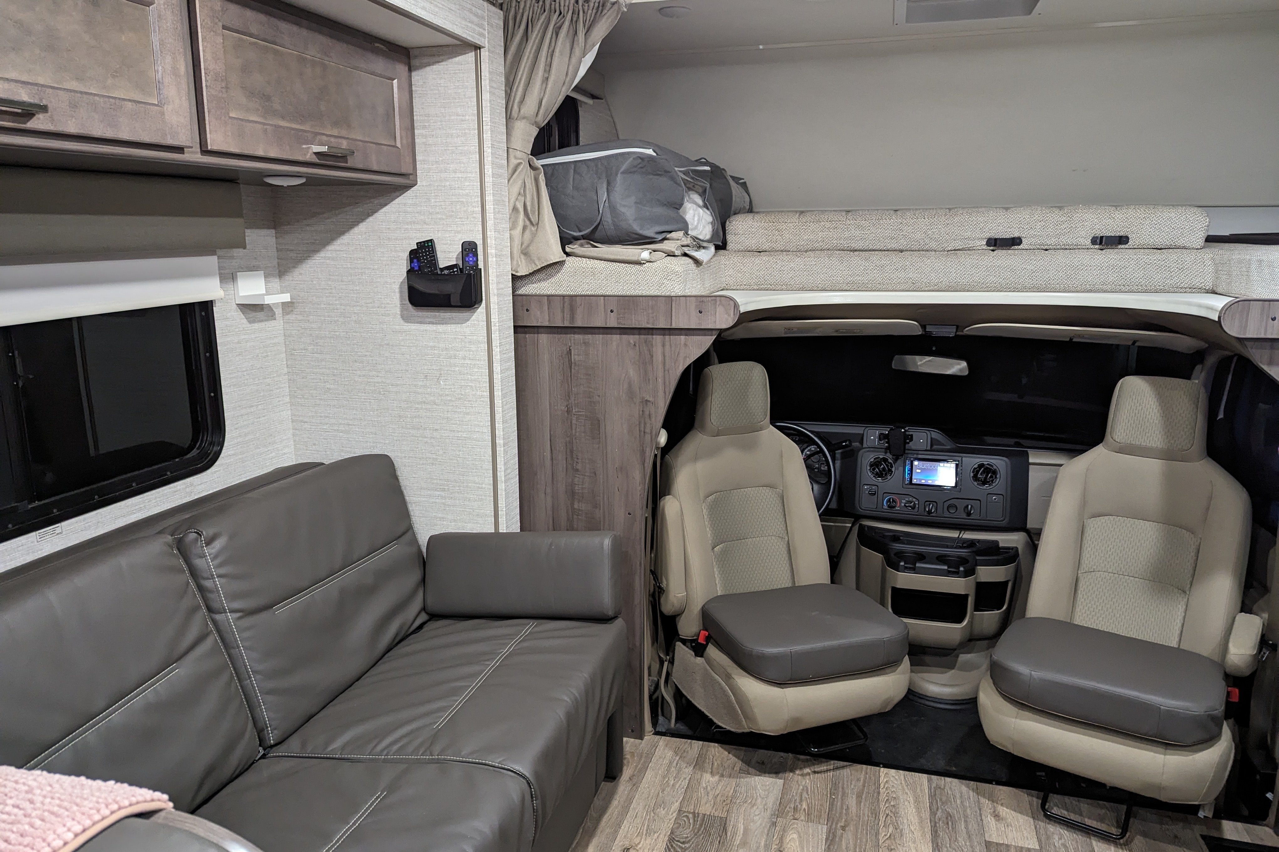 Stephen's Winnebago Minnie Winnie 31K Class C