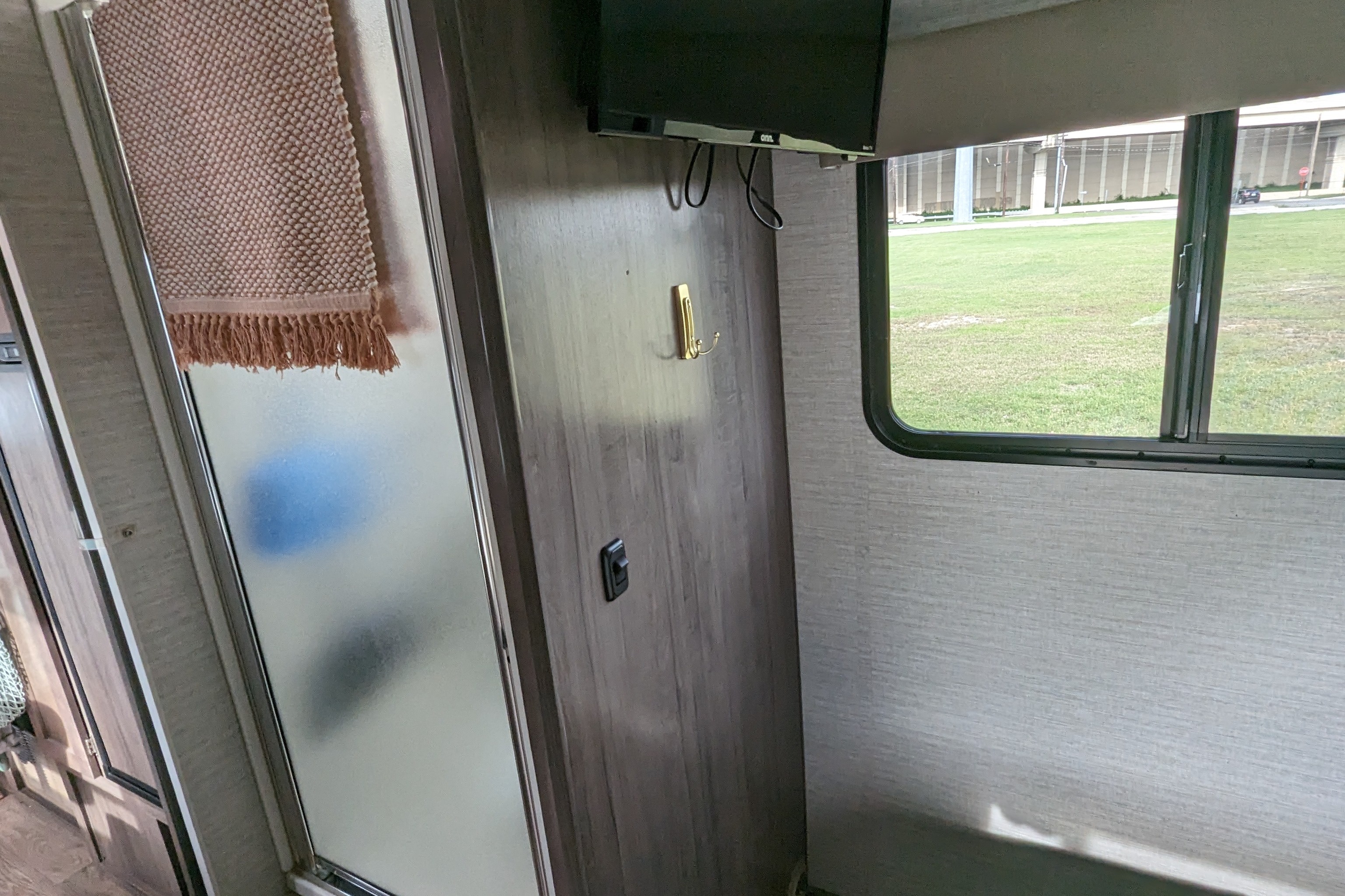 Stephen's Winnebago Minnie Winnie 31K Class C