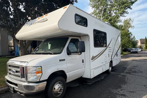 Anna's Majestic Leisure- 2018 Class C