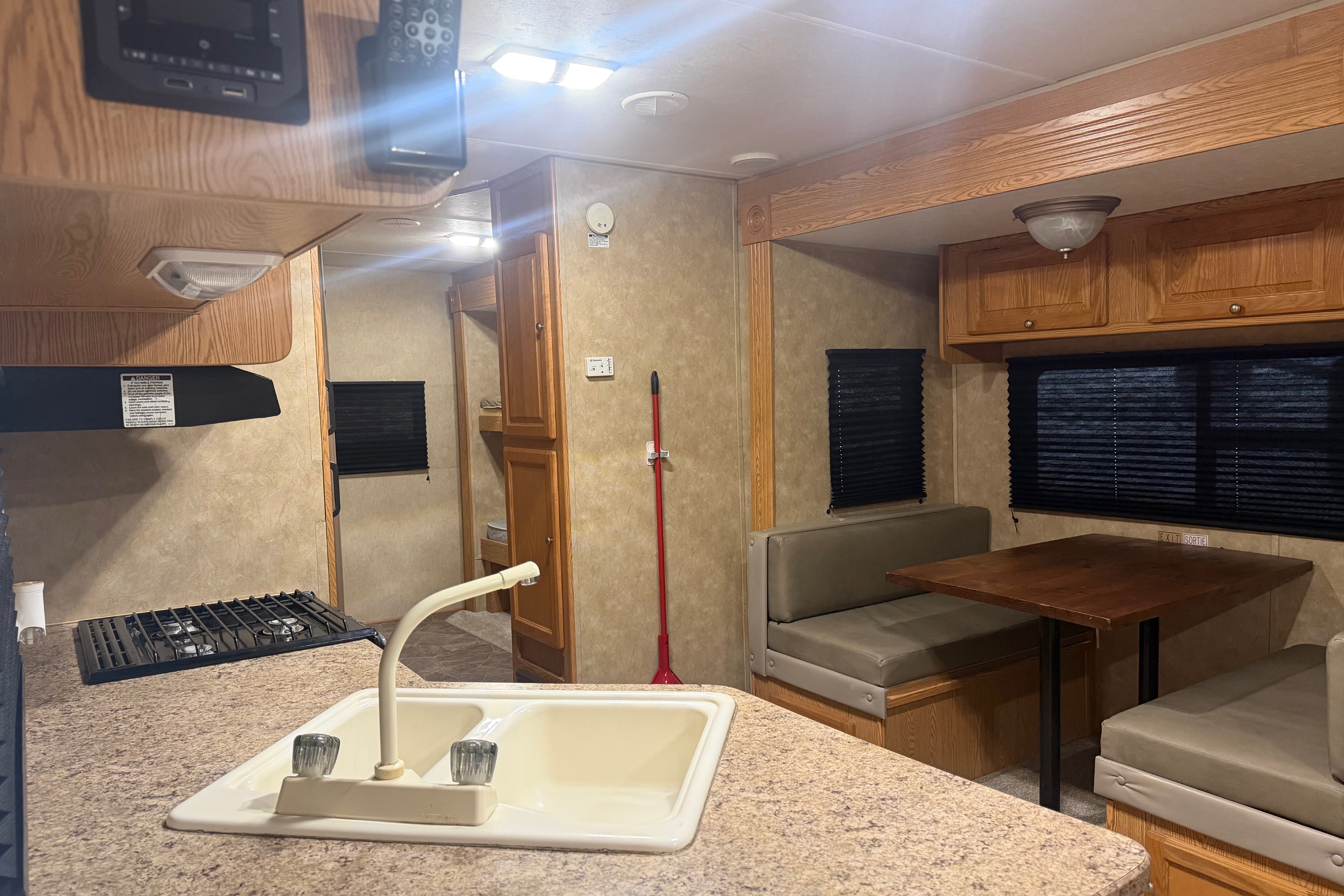 The Trailer Guy Nomad Skyline