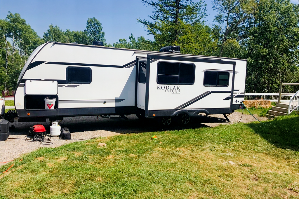  Coys Dutchmen Kodiak Ultra Light Travel Trailer
