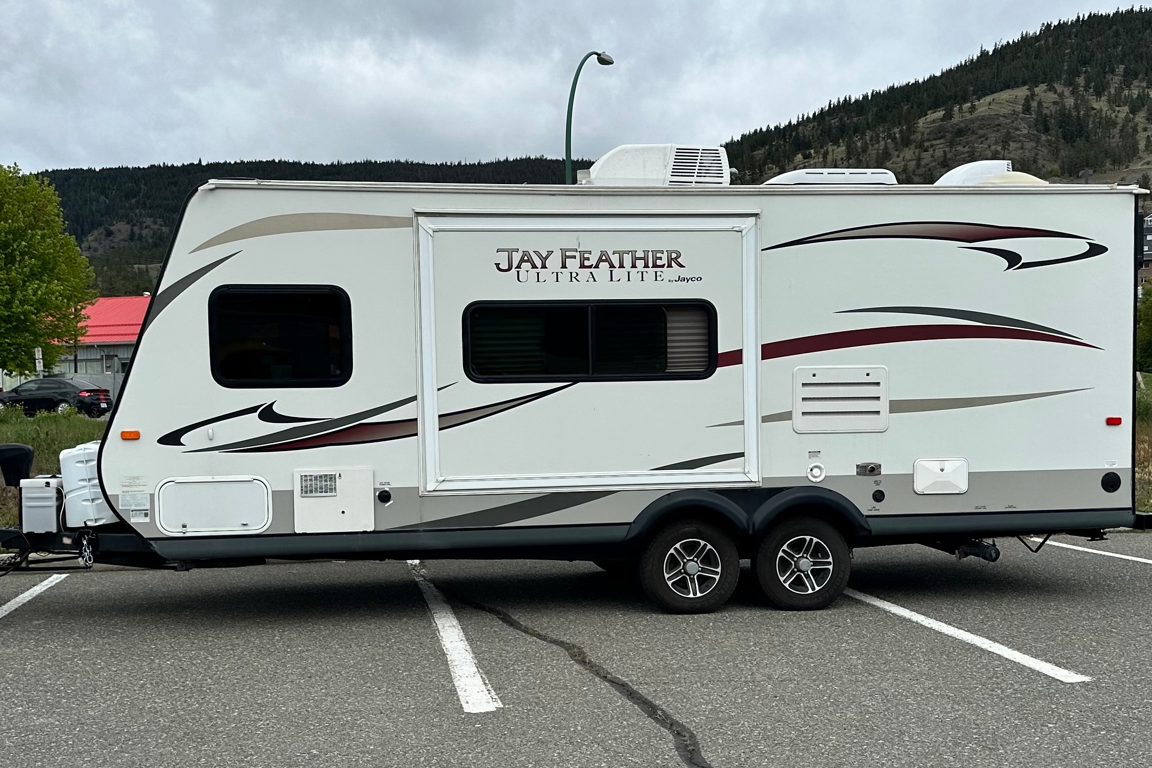 Kerr's Roaming Retreat - 23ft Hybrid Travel Trailer