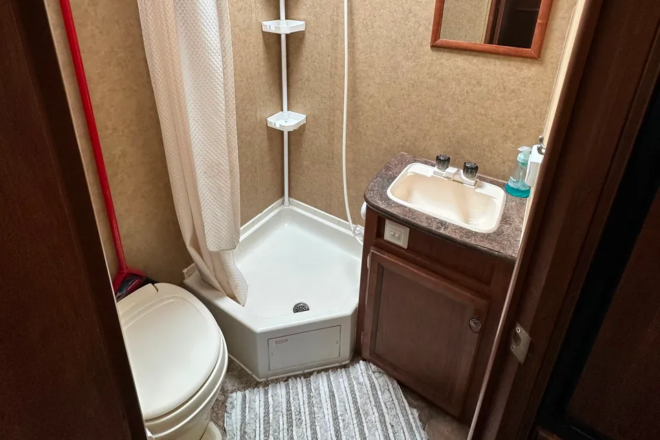 Kerr's Roaming Retreat - 23ft Hybrid Travel Trailer