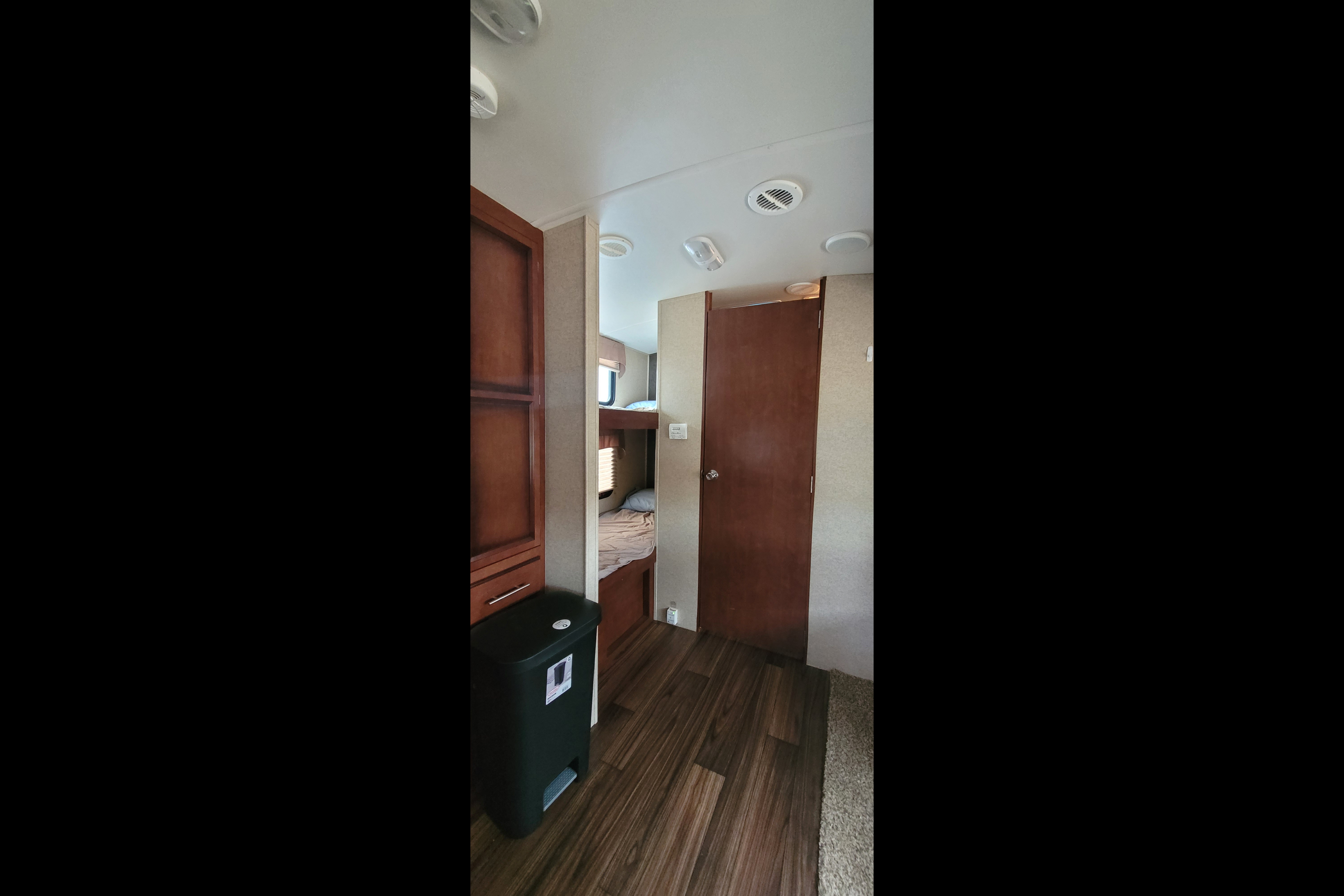 Family-Friendly 30ft spacious trailer