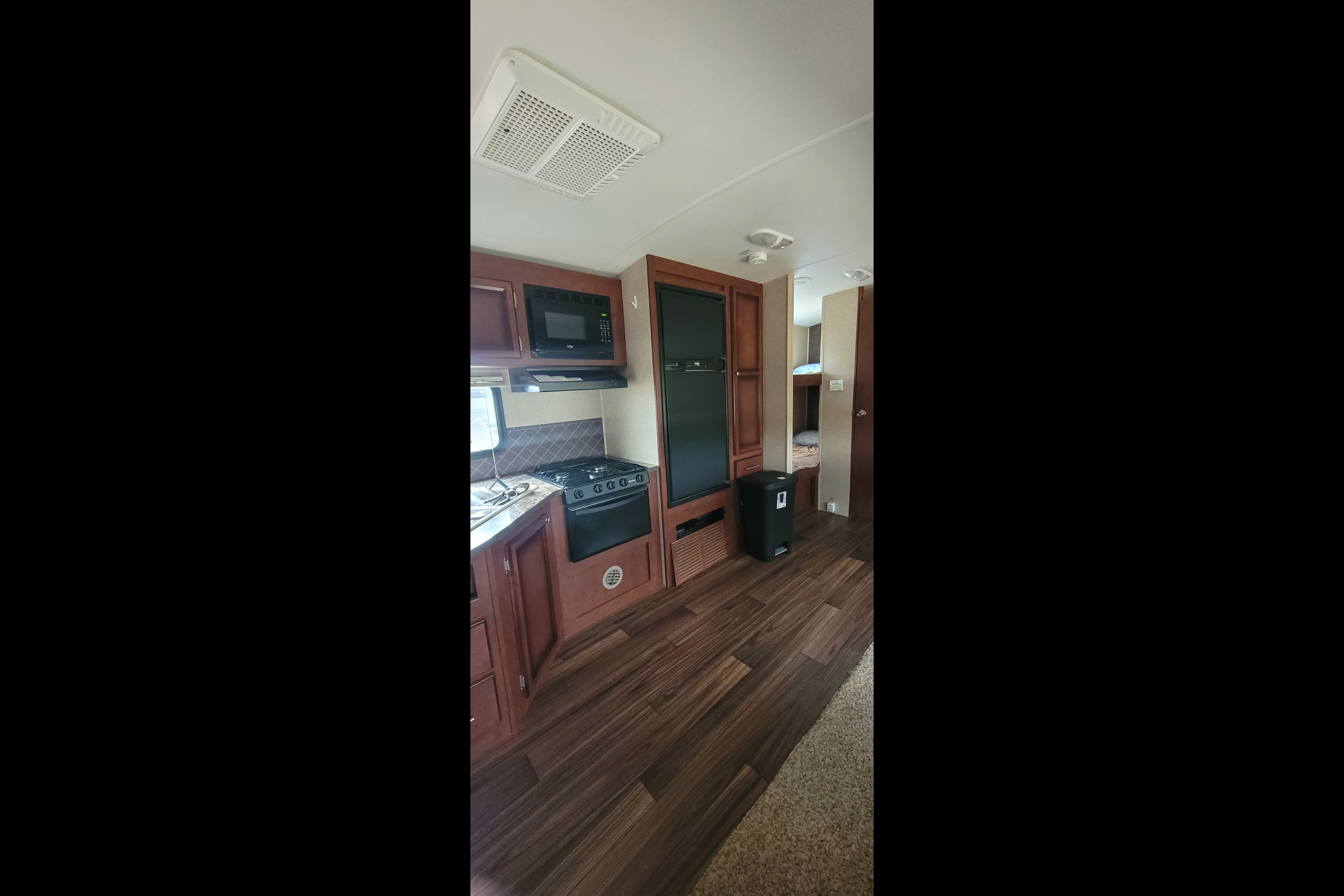Family-Friendly 30ft spacious trailer