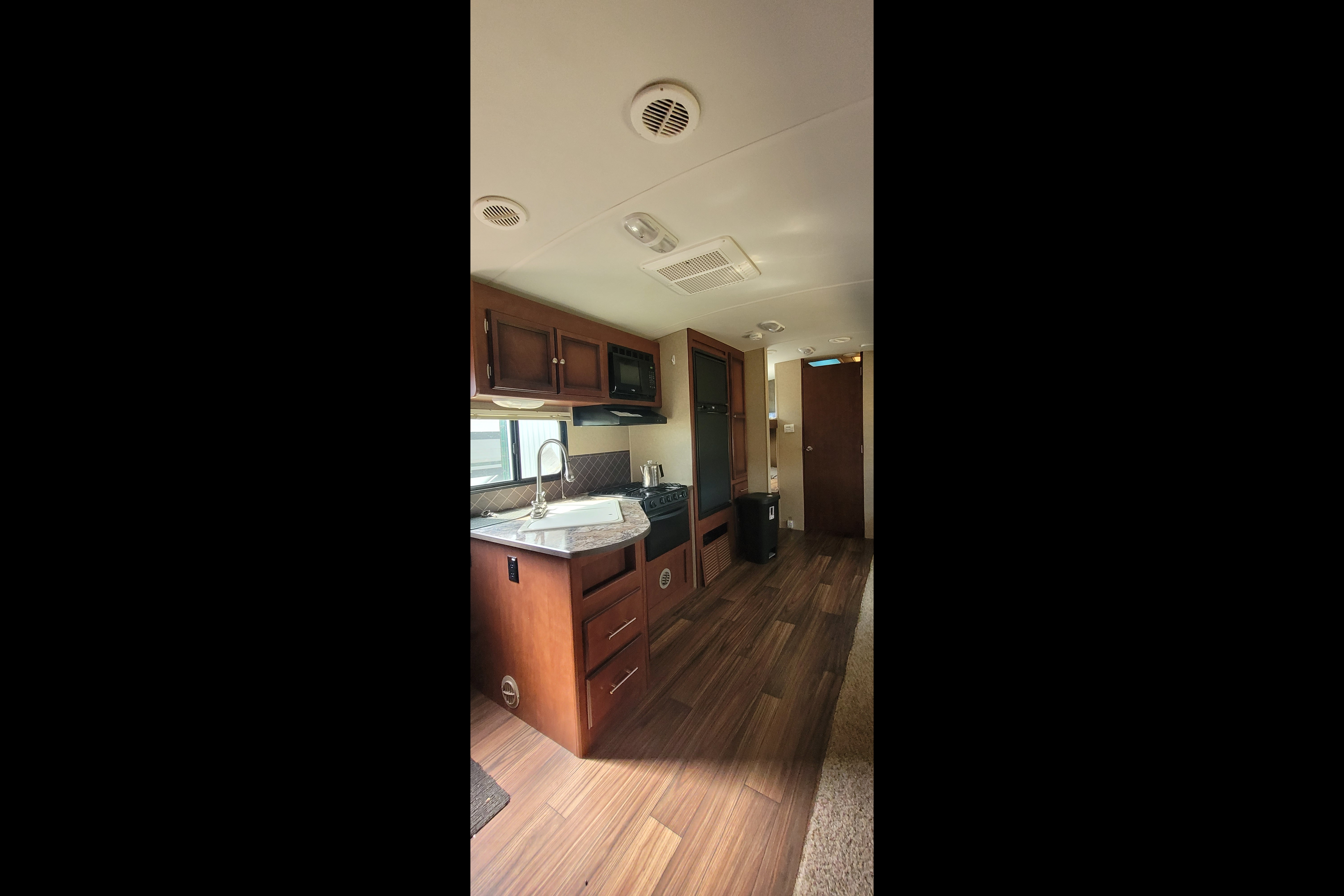 Family-Friendly 30ft spacious trailer
