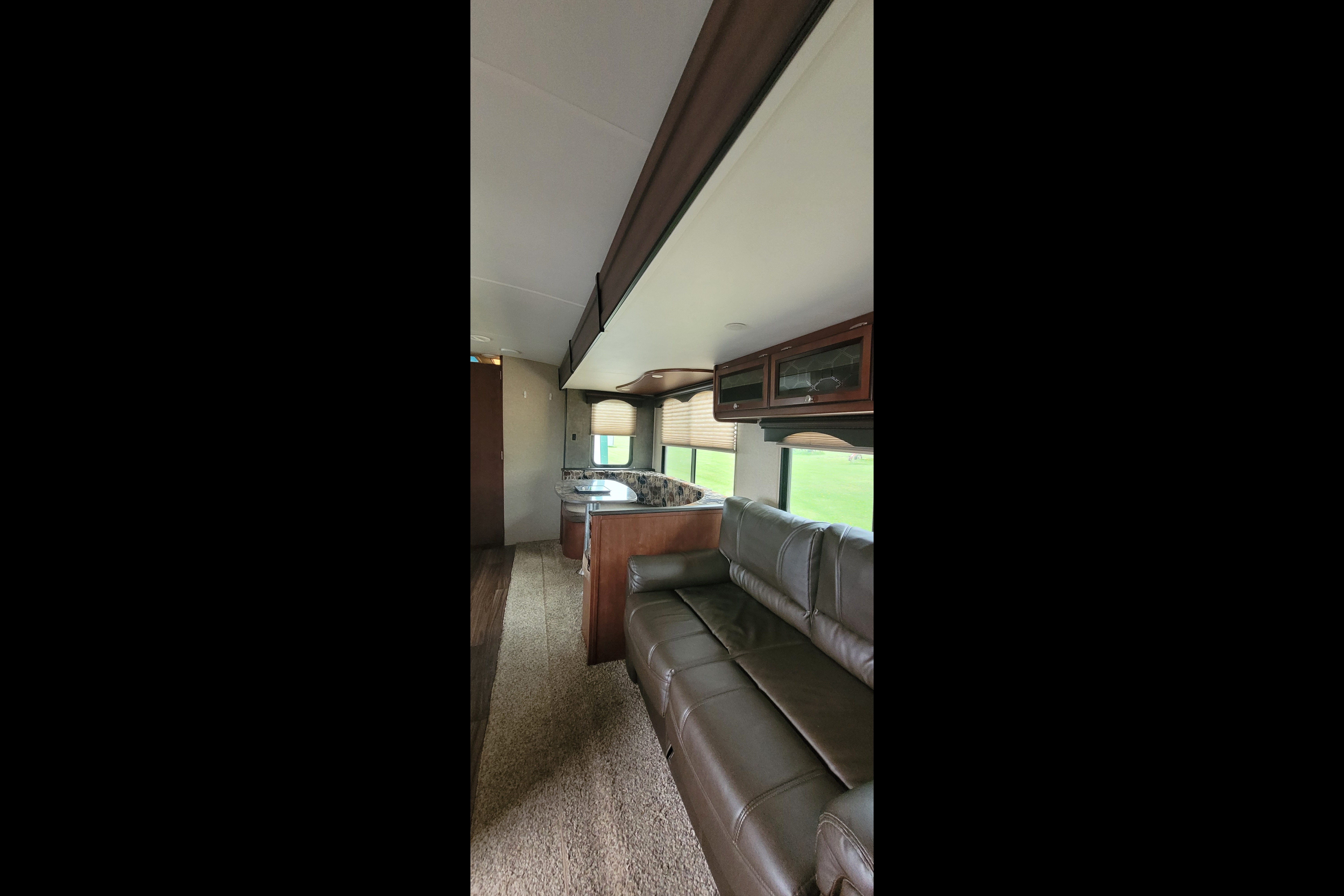 Family-Friendly 30ft spacious trailer