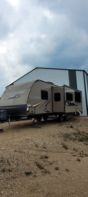 Family-Friendly 30ft spacious trailer