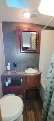 Family-Friendly 30ft spacious trailer