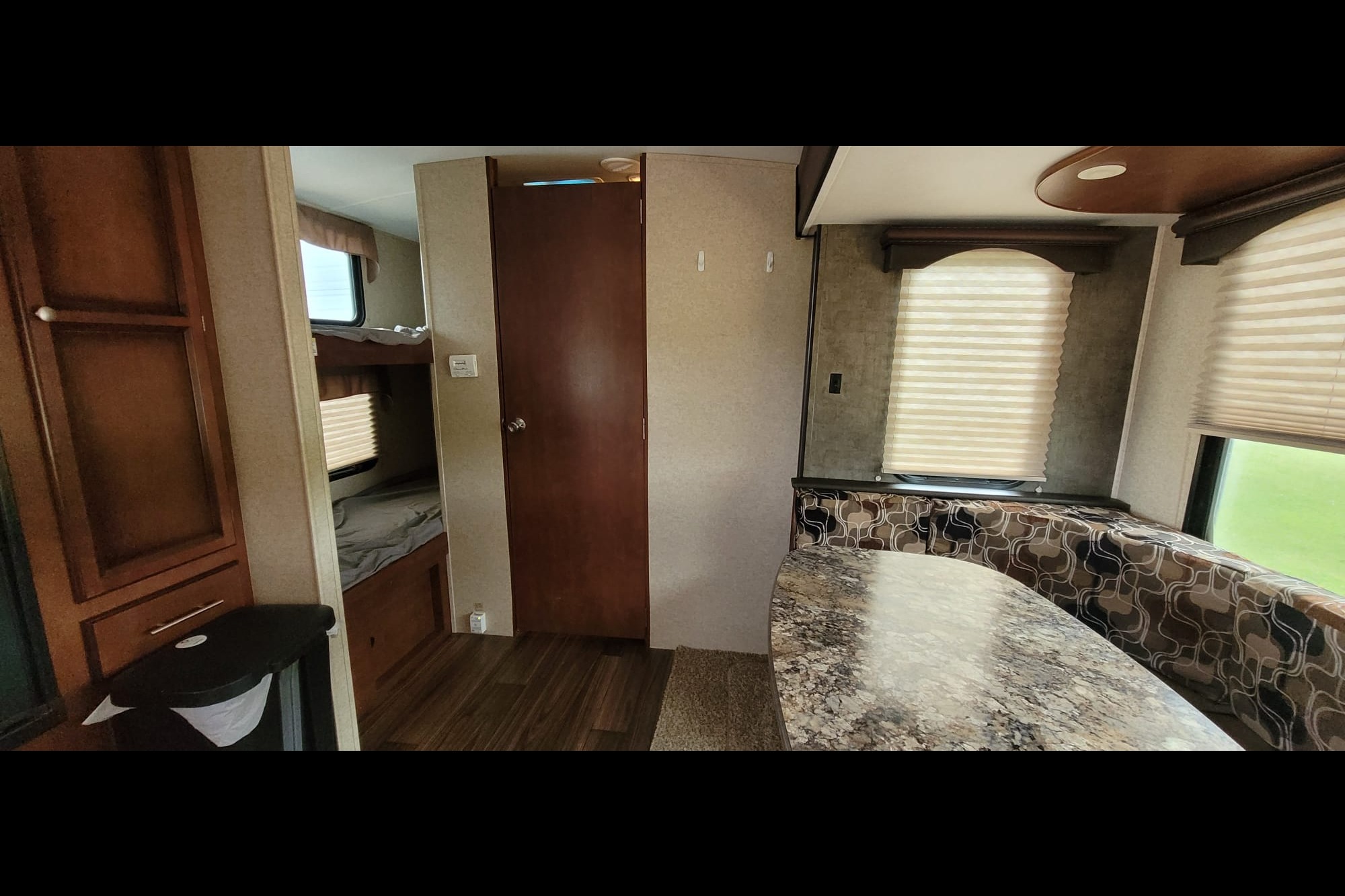 Family-Friendly 30ft spacious trailer