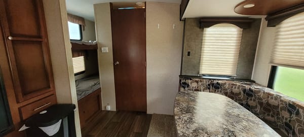 Family-Friendly 30ft spacious trailer