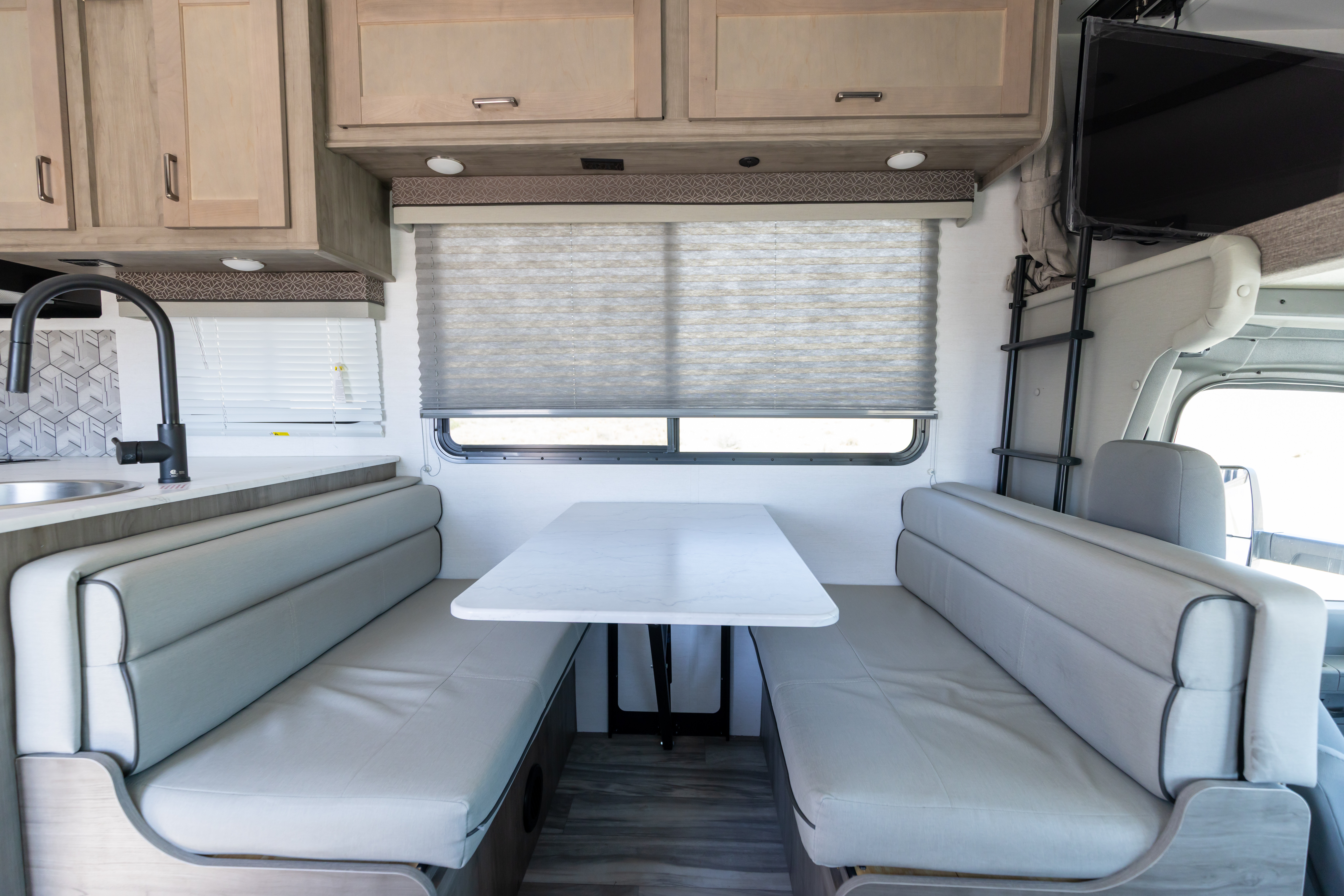 The Weekender! Great RV for Beginners 6280LE - 38847