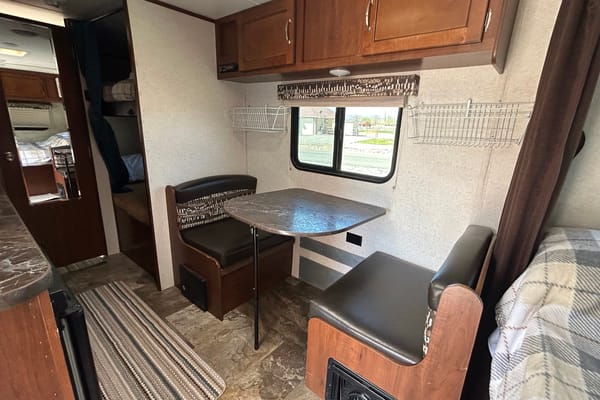 Jayco Jay flight 174BH travel trailer