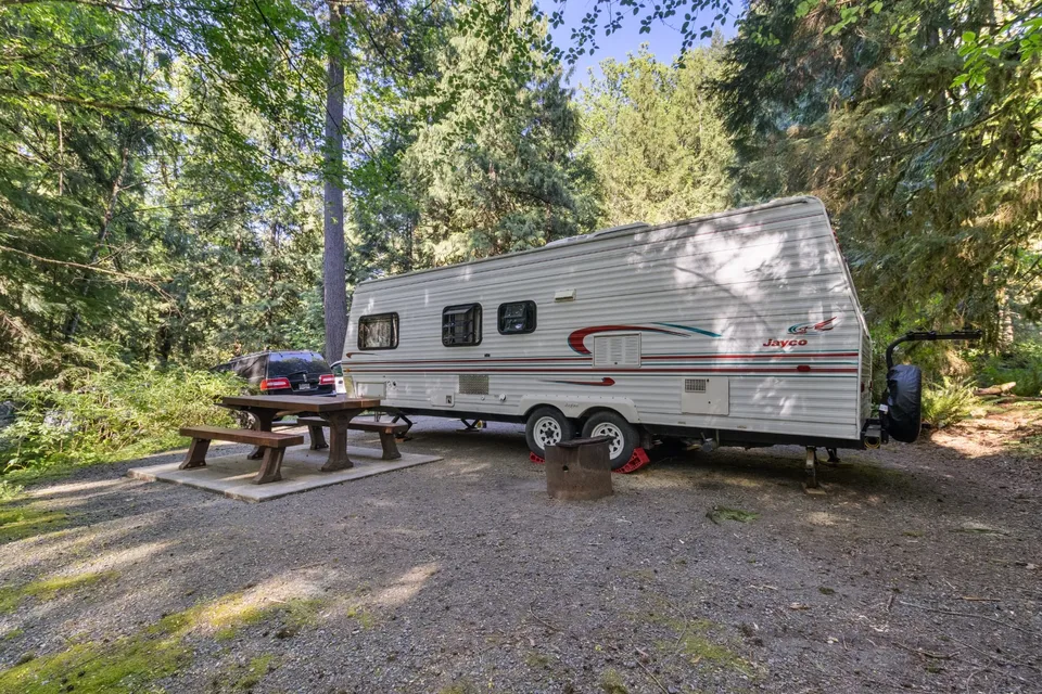 Extra Clean Jayco Travel Trailer