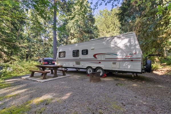 Extra Clean Jayco Travel Trailer