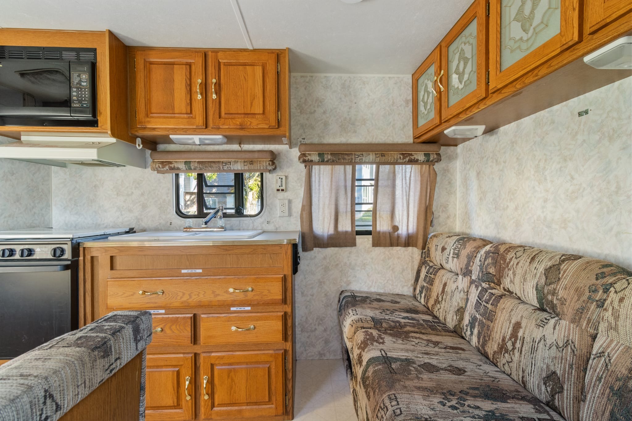 Extra Clean Jayco Travel Trailer