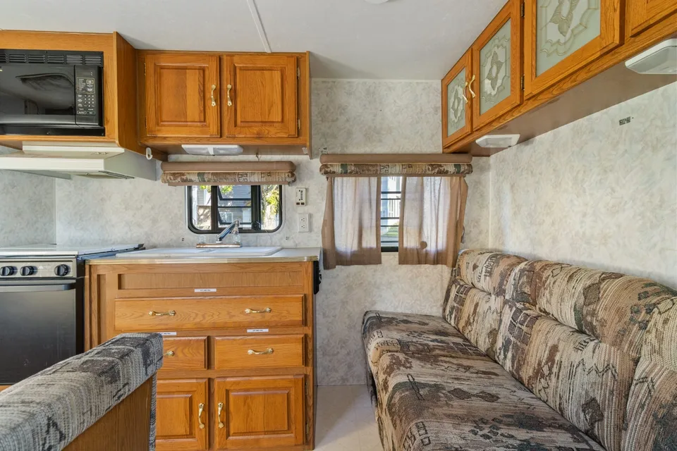 Extra Clean Jayco Travel Trailer