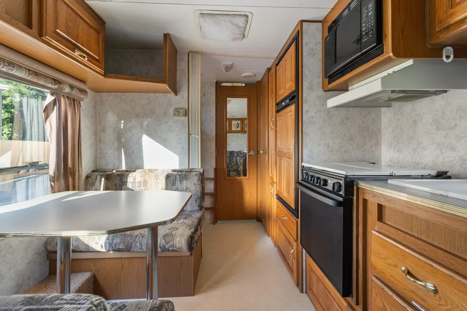 Extra Clean Jayco Travel Trailer