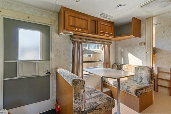 Extra Clean Jayco Travel Trailer