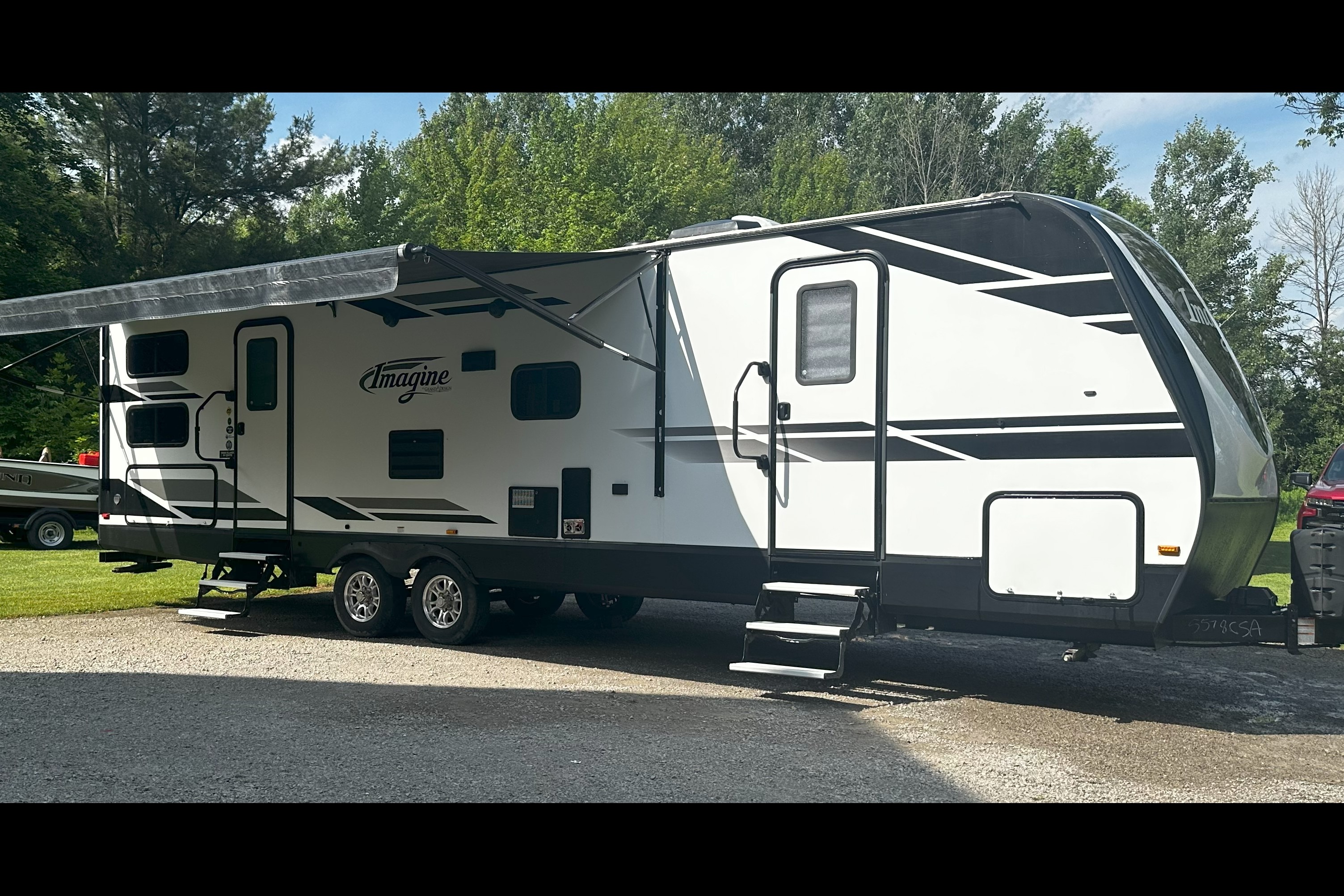 Grand Design Imagine 3000 QB 35 Travel Trailer