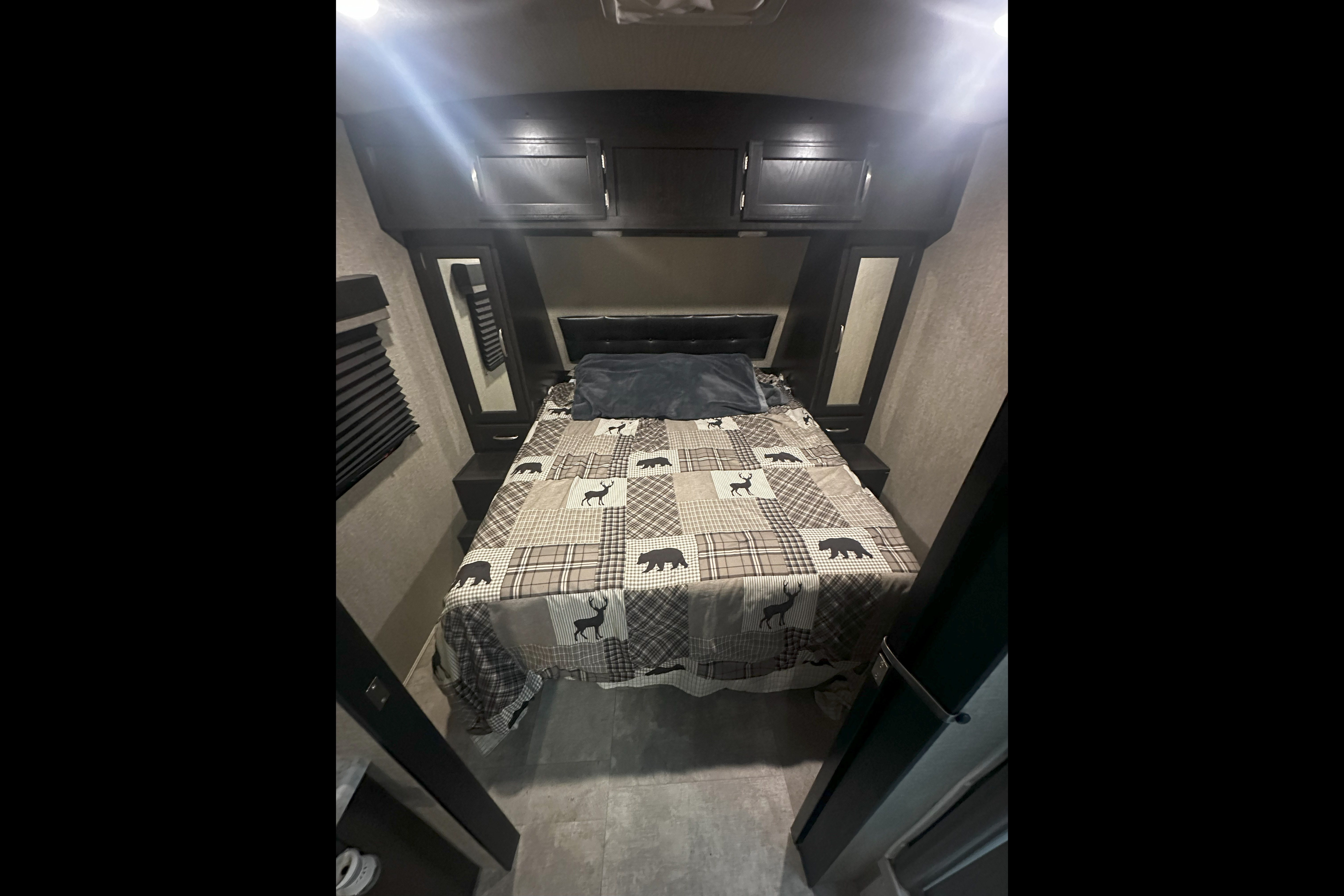 Grand Design Imagine 3000 QB 35 Travel Trailer