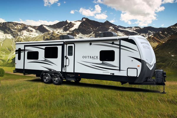 "Ollie the Outback" | 2018 Keystone Outback Super-Lite