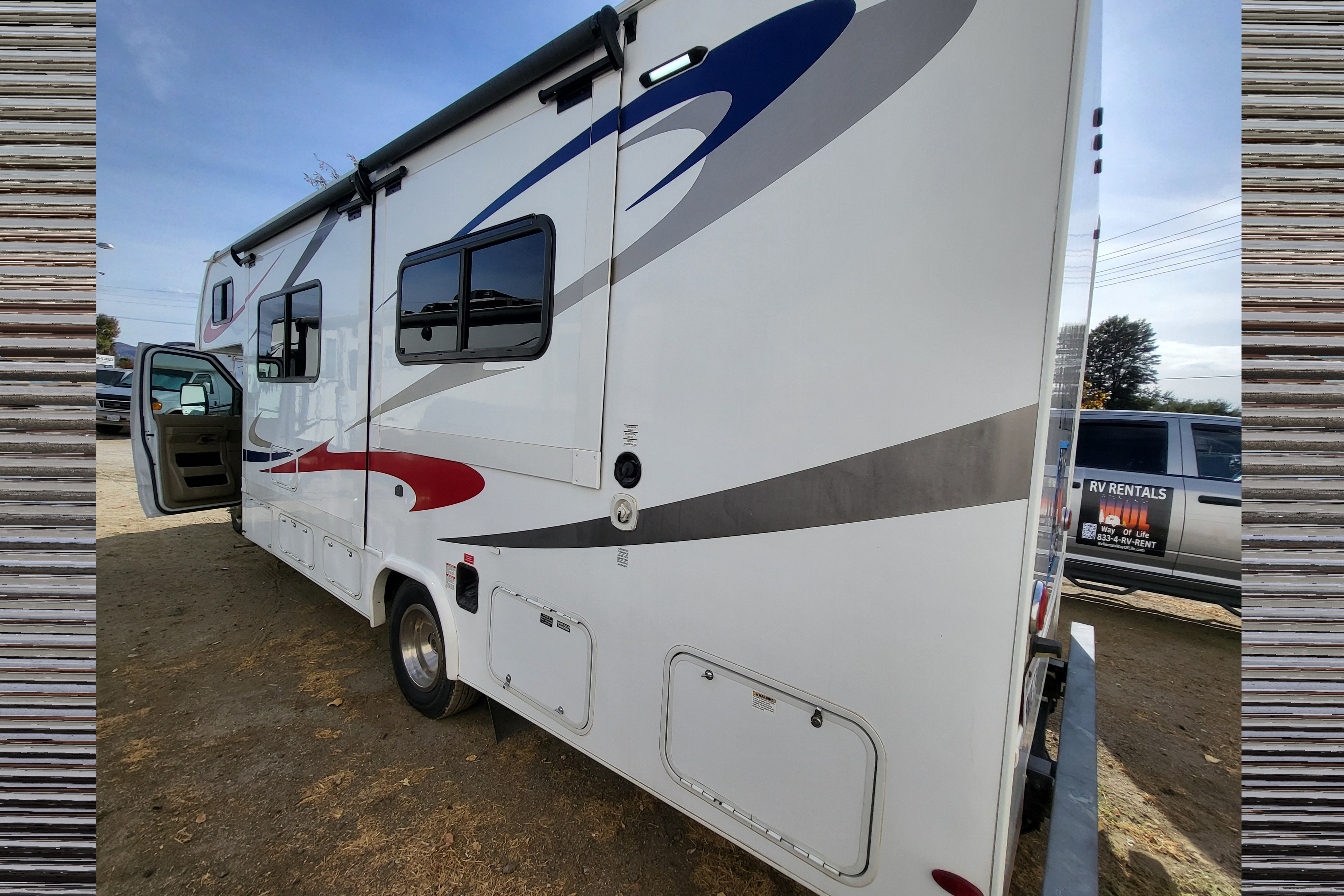 Rv Rentals Way of Life's Forester 2421MS CMF1