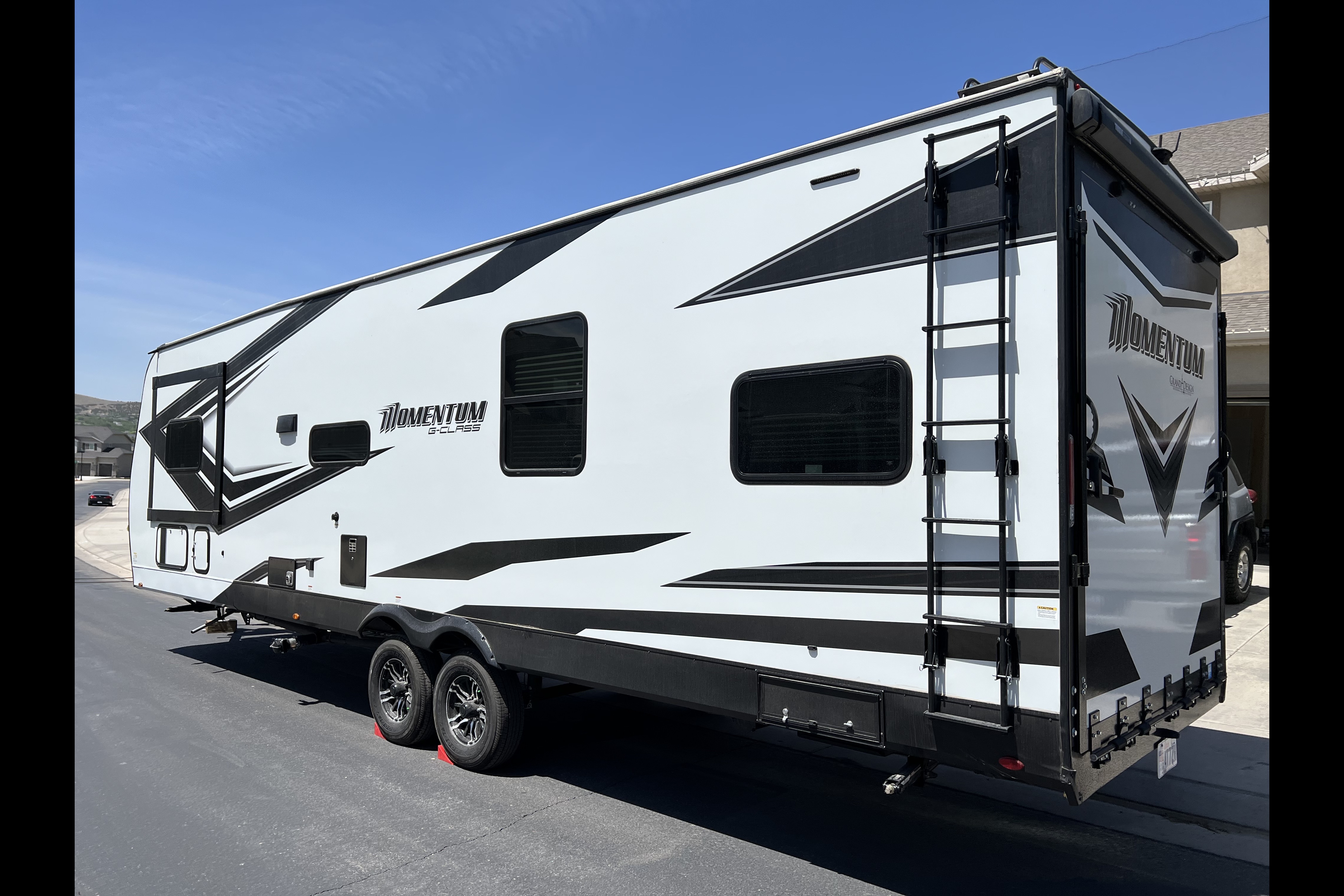 greg's Grand Design 31g Toy Hauler