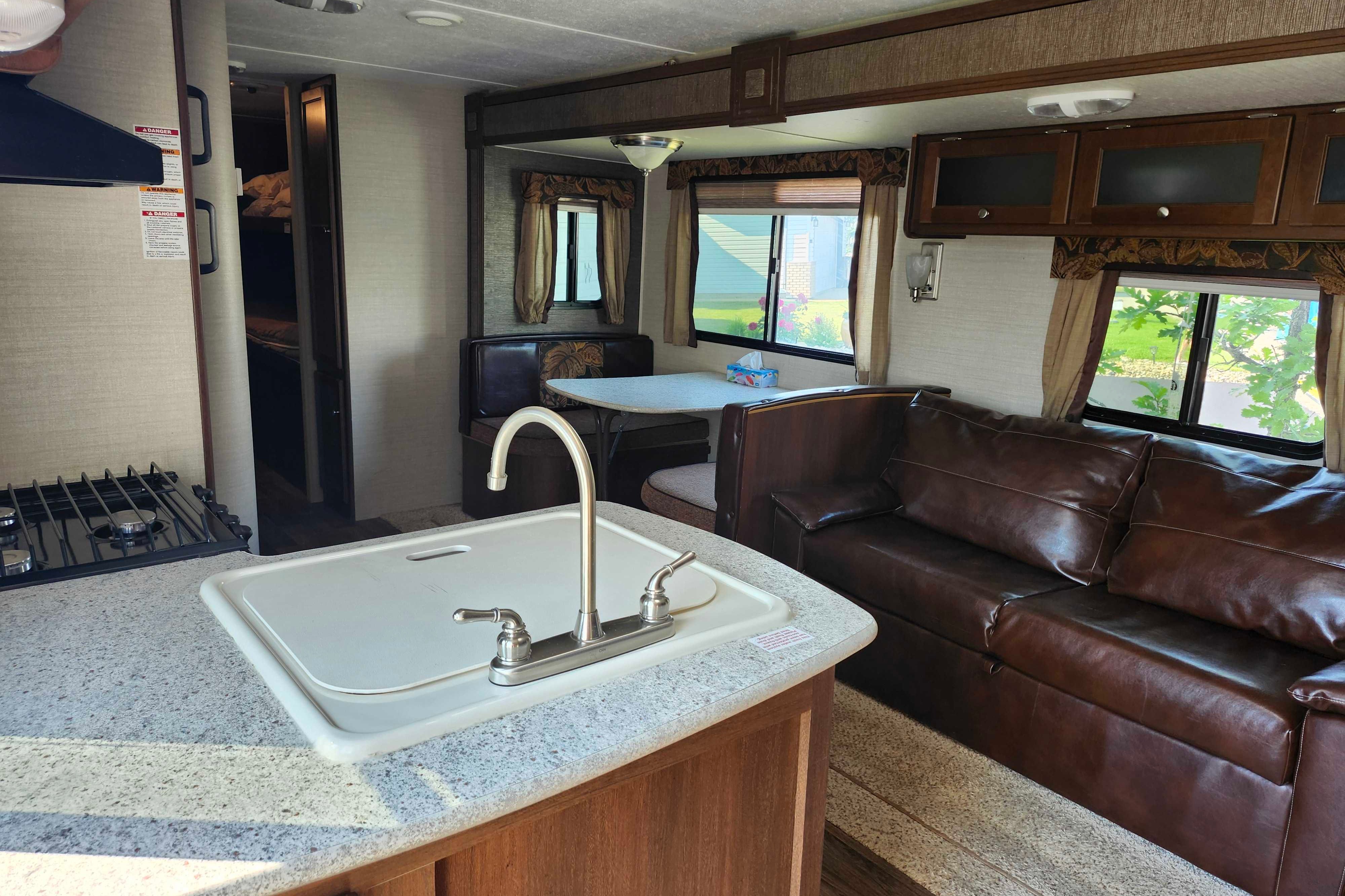 Rokosh Ultralight Bullet Travel Trailer - Sleeps  10