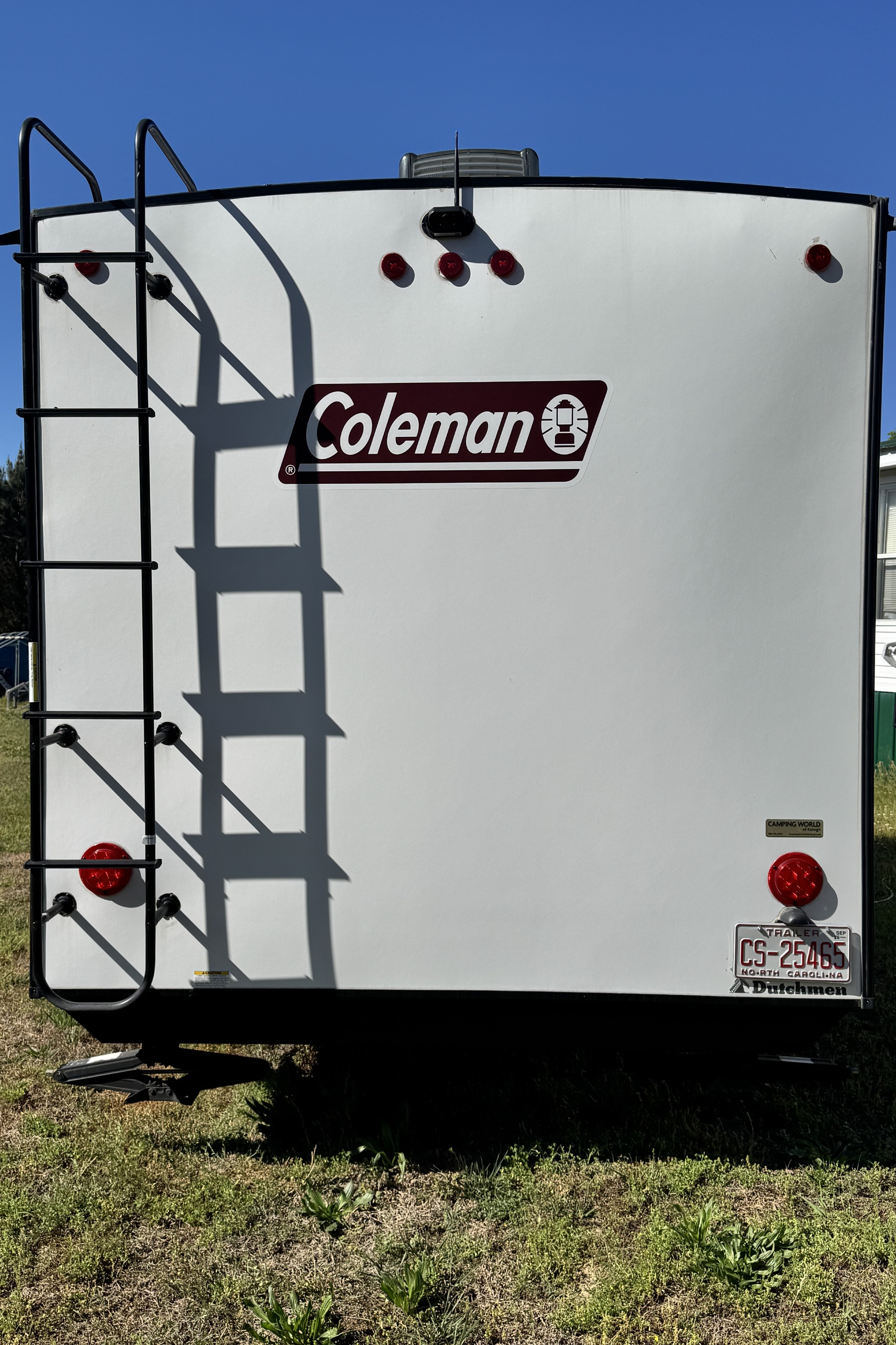 Kassandra's Dutchmen Rubicon Travel Trailer