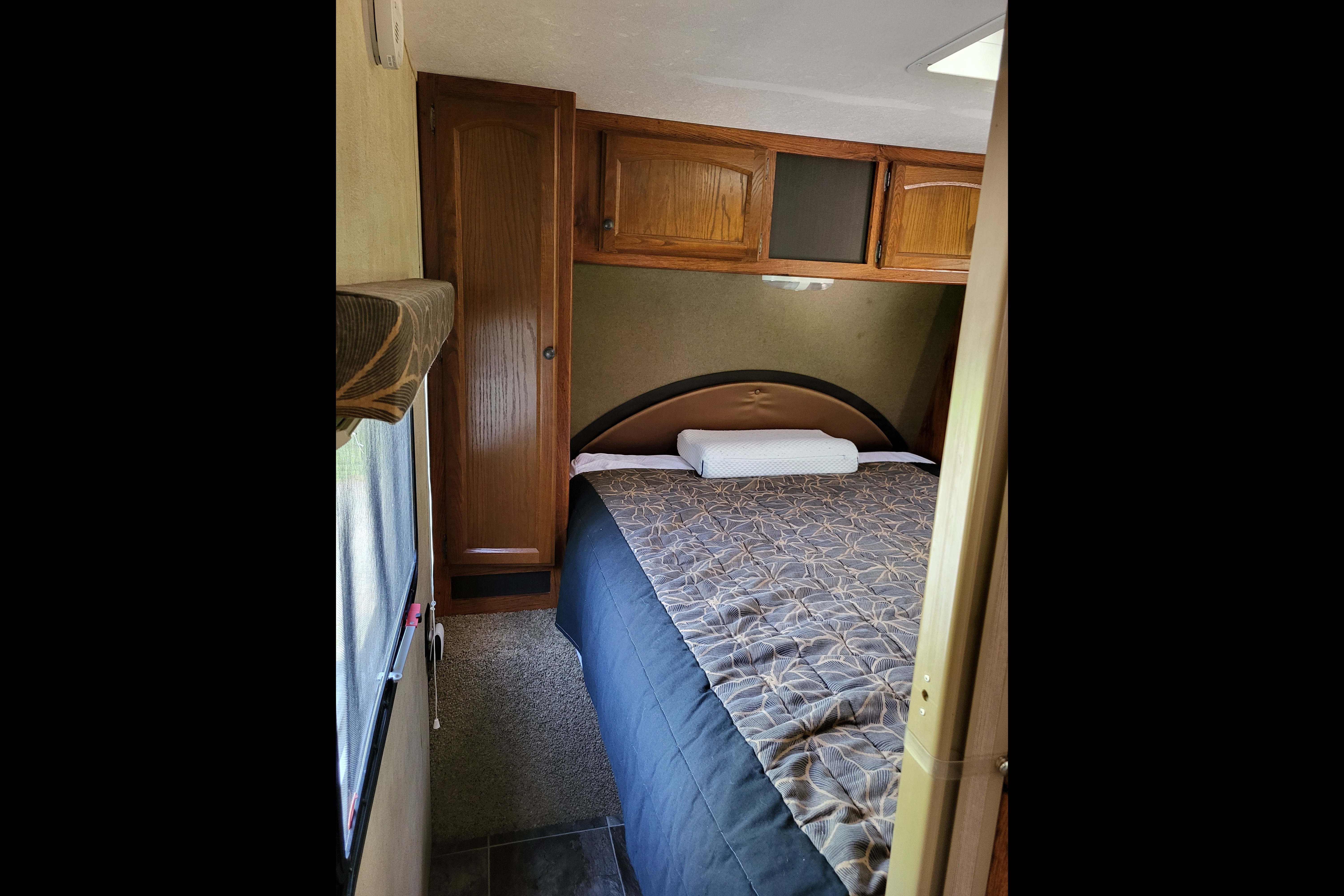 Grande Lake RV Hideout Travel Trailer