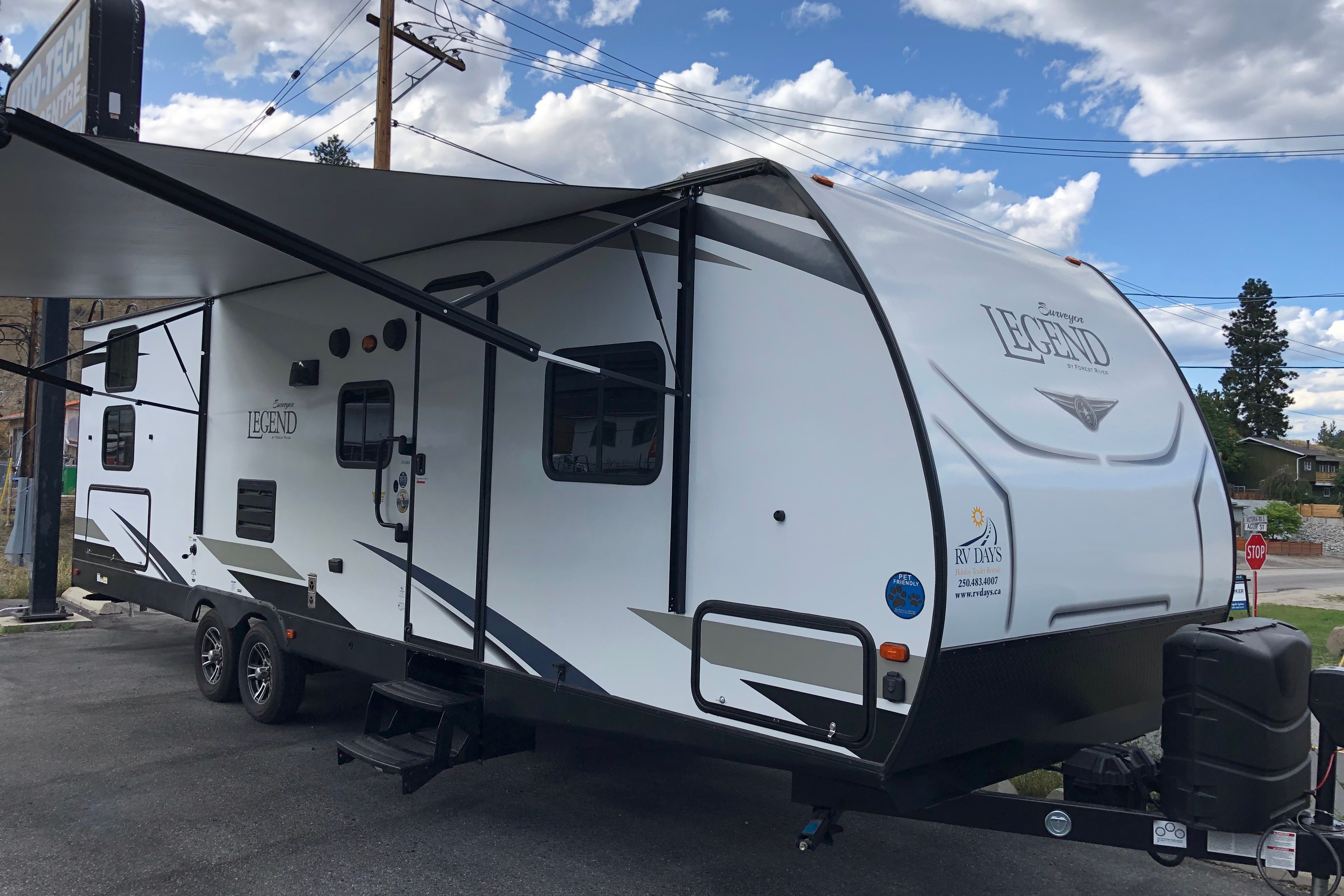 33' Forest River Surveyor Legend Travel Trailer