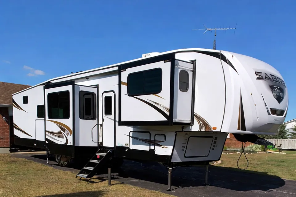 Brianna's Forest River 37flh Fifth Wheel