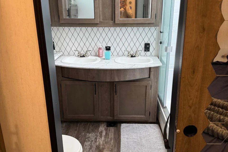 Brianna's Forest River 37flh Fifth Wheel