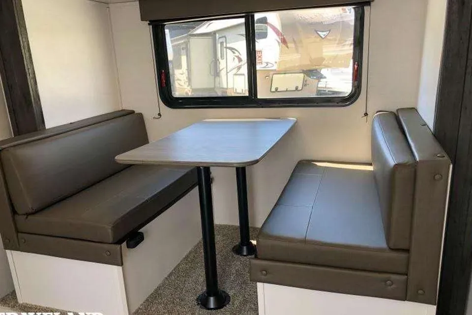 Keystone Hideout 176BH Bunkhouse Travel Trailer