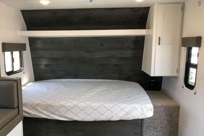 Keystone Hideout 176BH Bunkhouse Travel Trailer