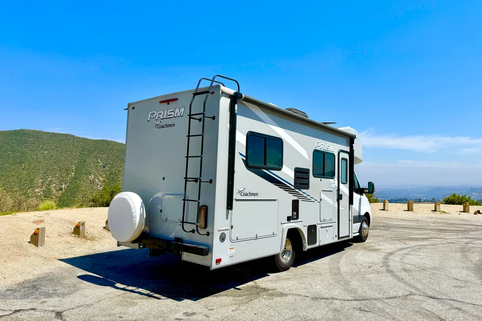 Mercedes Coachmen Prism Select 24CB