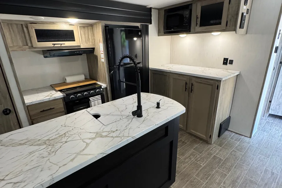 Mirasol Mobile - Forest River Cherokee alpha wolf Travel Trailer