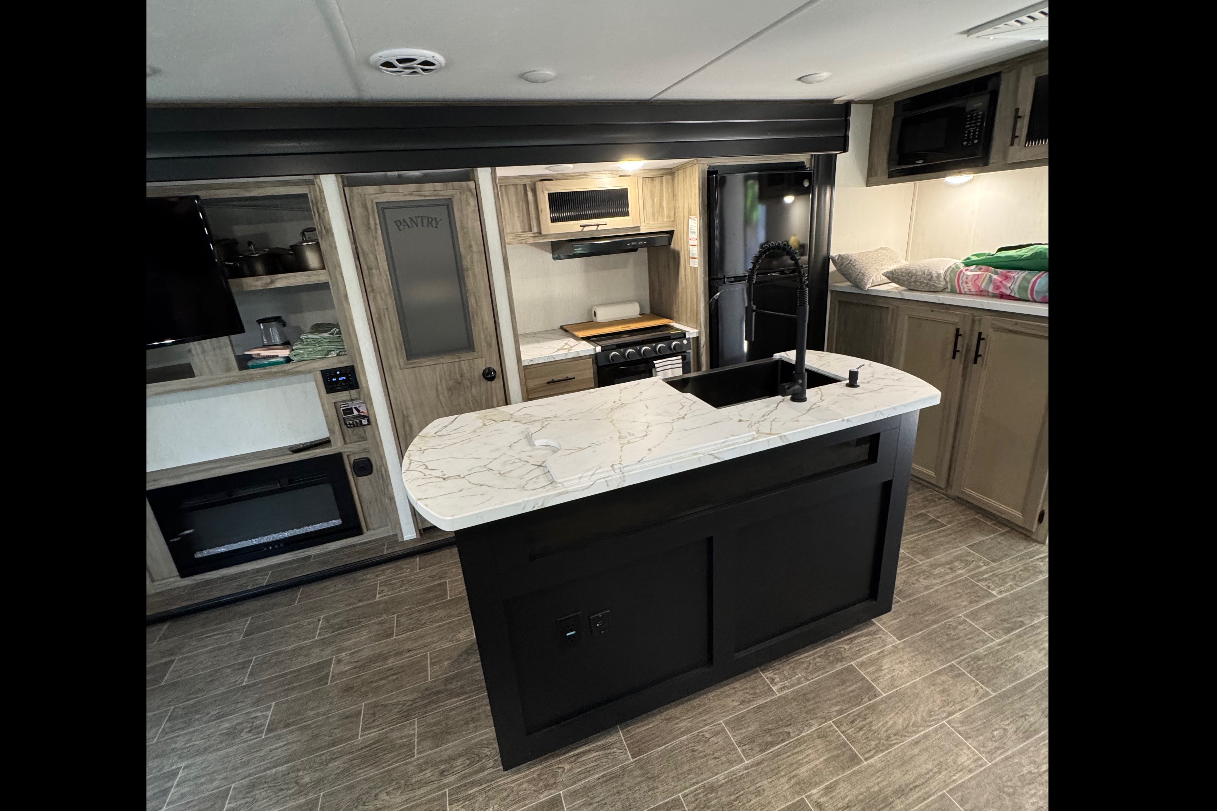 Mirasol Mobile - Forest River Cherokee alpha wolf Travel Trailer