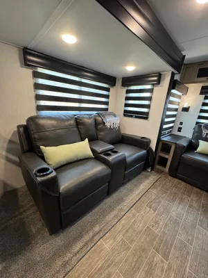 Mirasol Mobile - Forest River Cherokee alpha wolf Travel Trailer