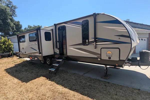 Mirasol Mobile - Forest River Cherokee alpha wolf Travel Trailer