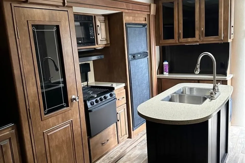 James's Grand Design 313rlts Travel Trailer