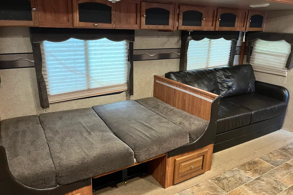 Kinger’s Forest River Rockwood Ultralite Travel Trailer