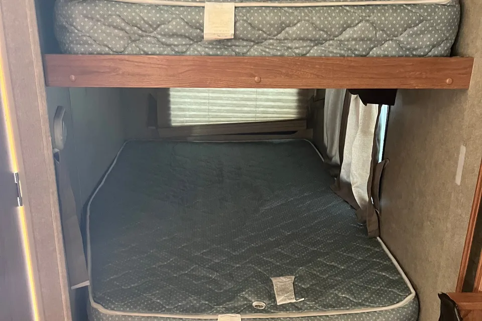 Kinger’s Forest River Rockwood Ultralite Travel Trailer