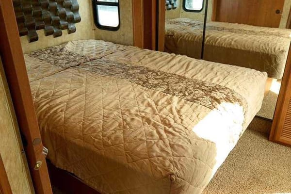 Sandpiper BH Fifth Wheel family unit