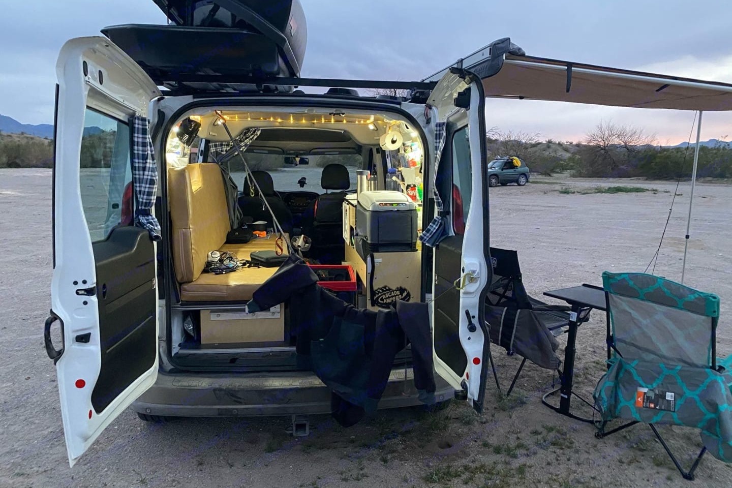 Glorious Camper Van! Fully Stocked & Cozy Adventures with "Lemur"