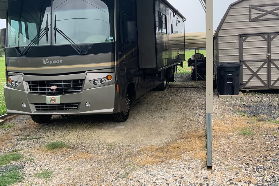 Rick's Winnebago Voyager Class A
